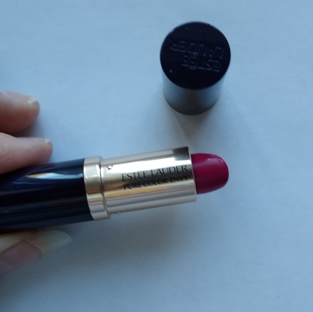 Estee Lauder Pure Color Envy Sculpting Lipstick